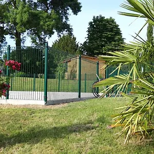 domaine-des-cadets-de-gascogne.midi-pyreneeshotels.com/