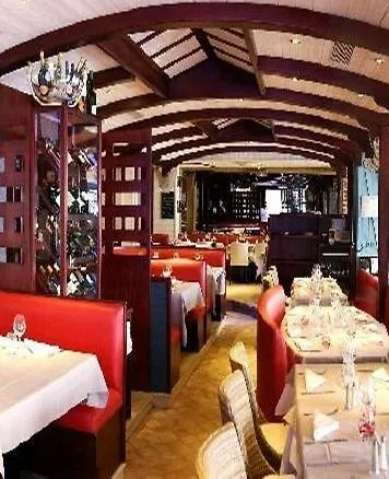 Hotel La Mere Champlain Cancale