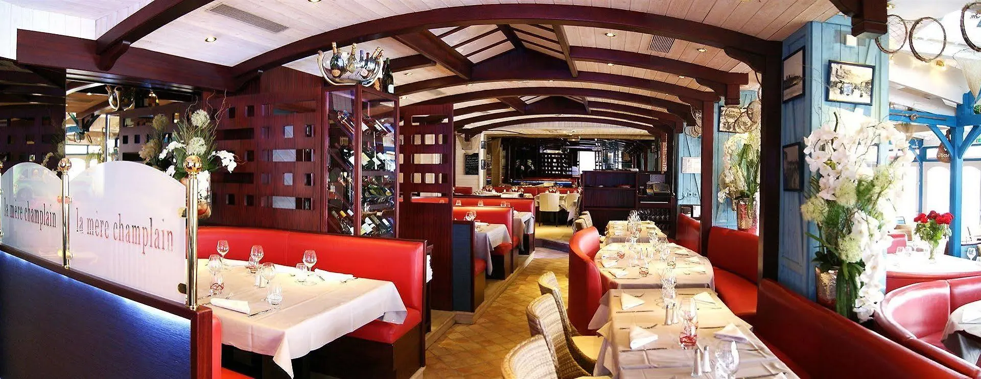 La Mere Champlain Cancale Hotel